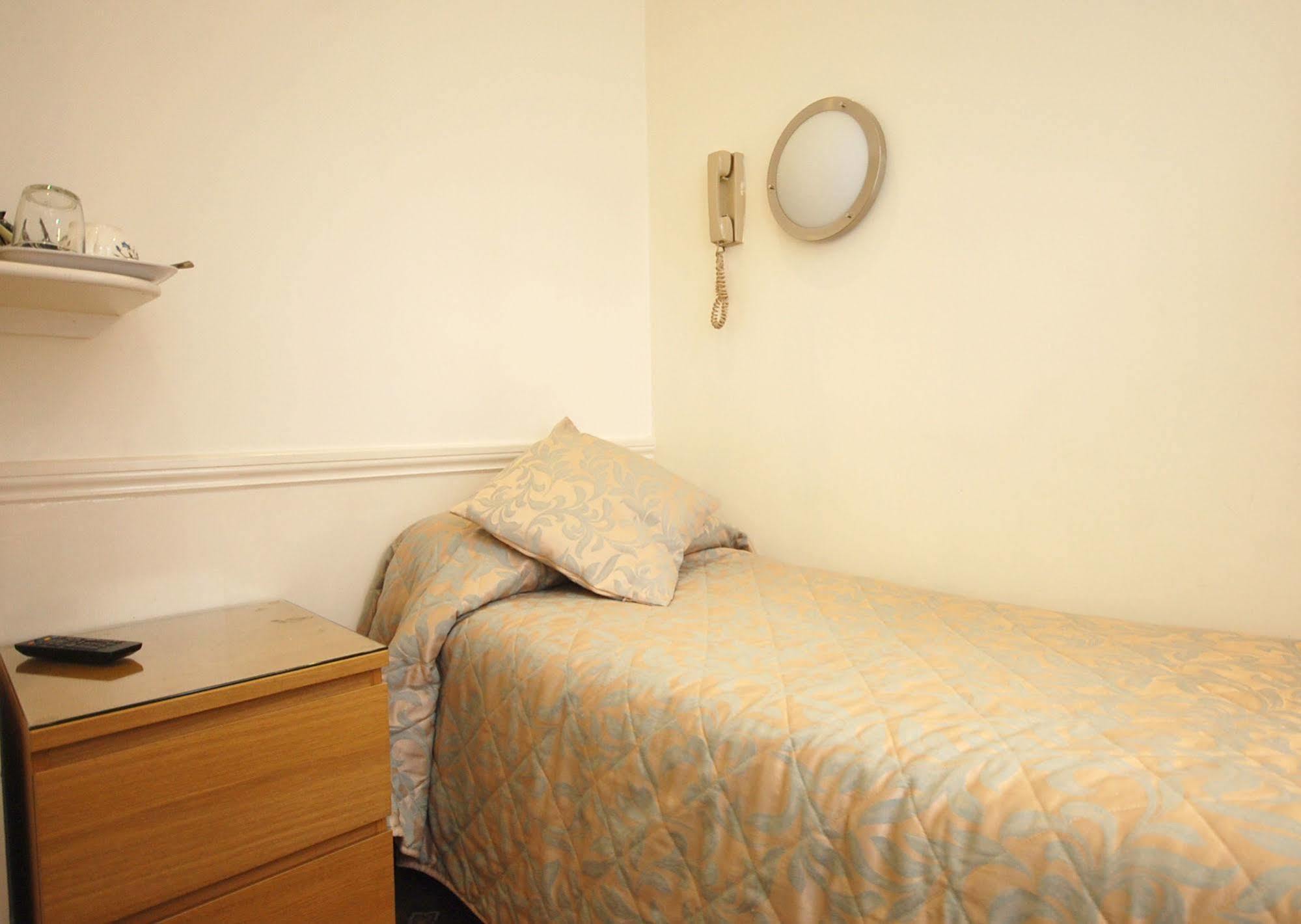 Jesmond 2* Londra